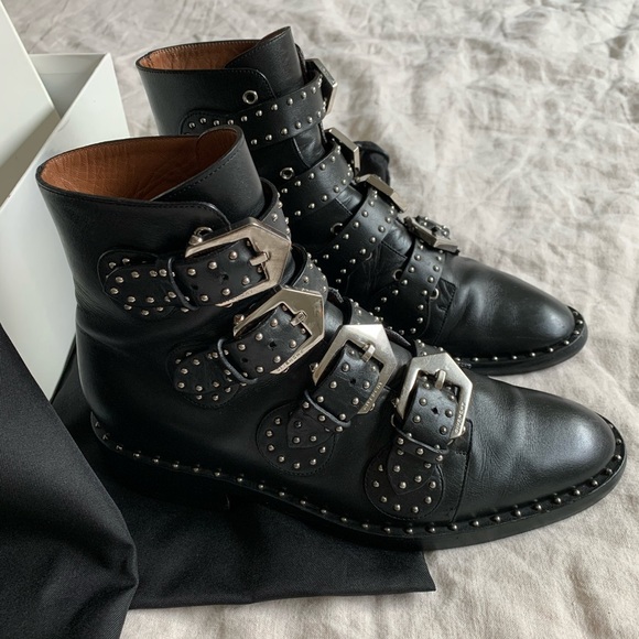 GIVENCHY Elegant Studded Leather Ankle Boots 7/37 - Picture 3 of 14